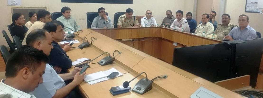 Chief Secretary took DC meeting through video conferencing