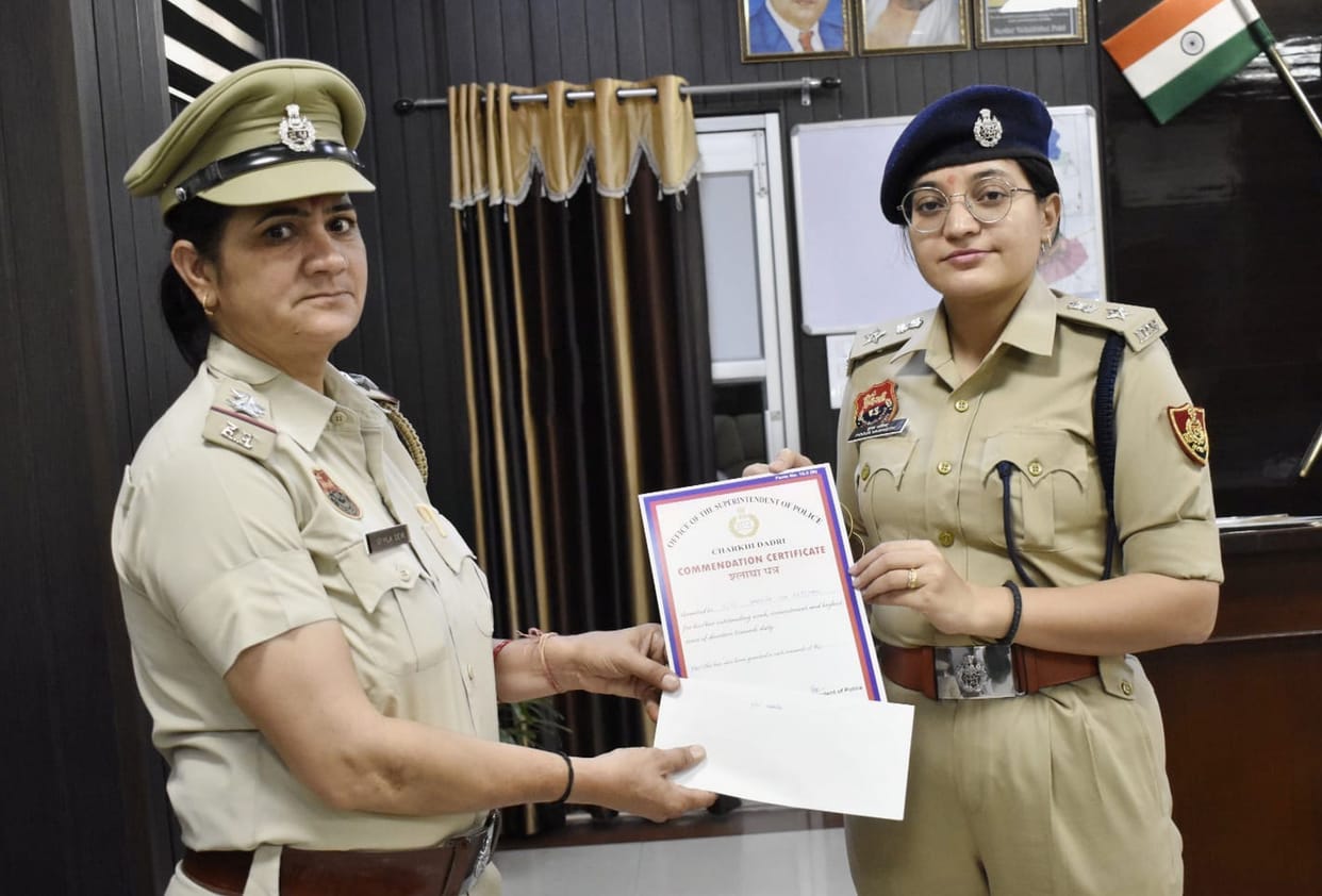Officers honored for punishing the culprits
