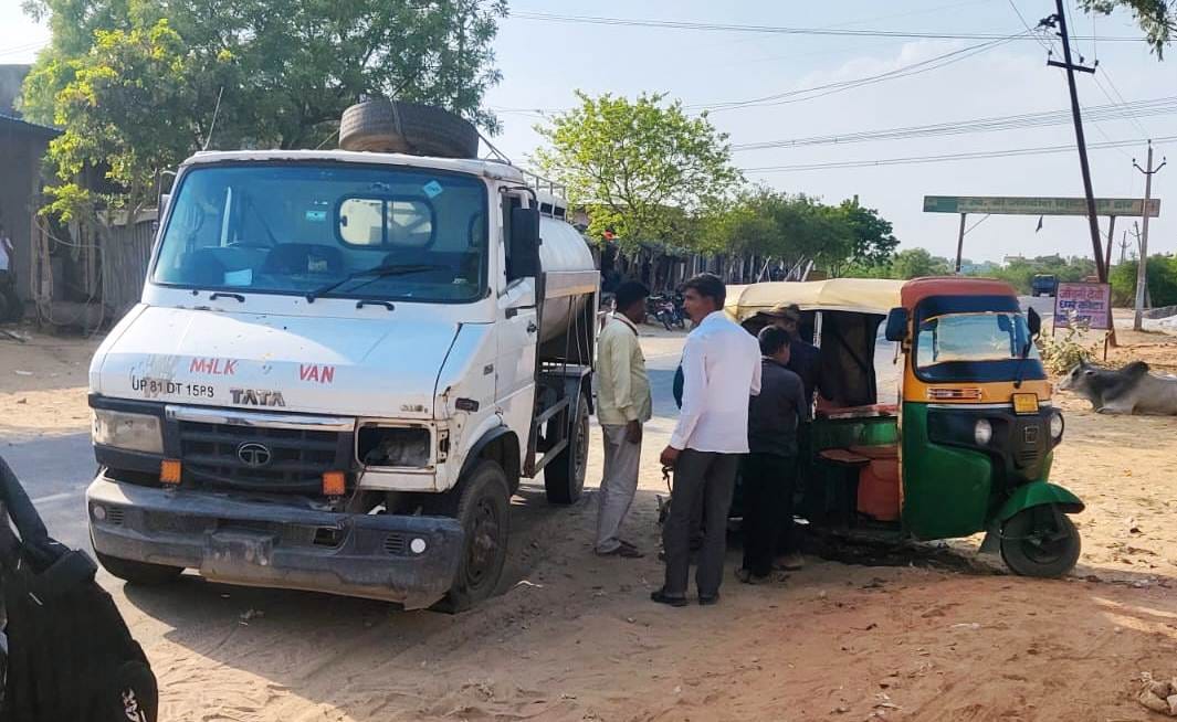 Girl dies in accident, mother injured