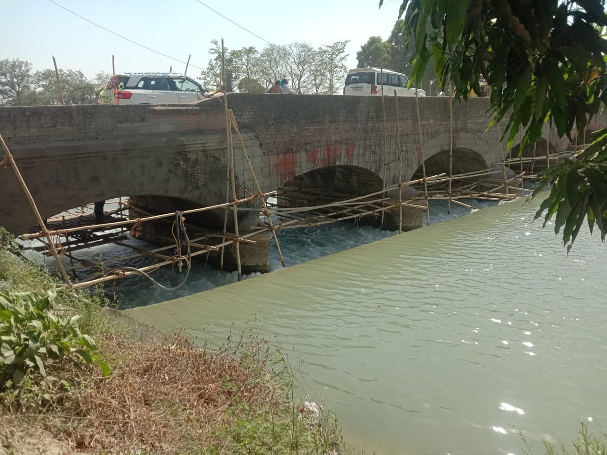 Even if the new bridge is not constructed, there will be no traffic diversion
