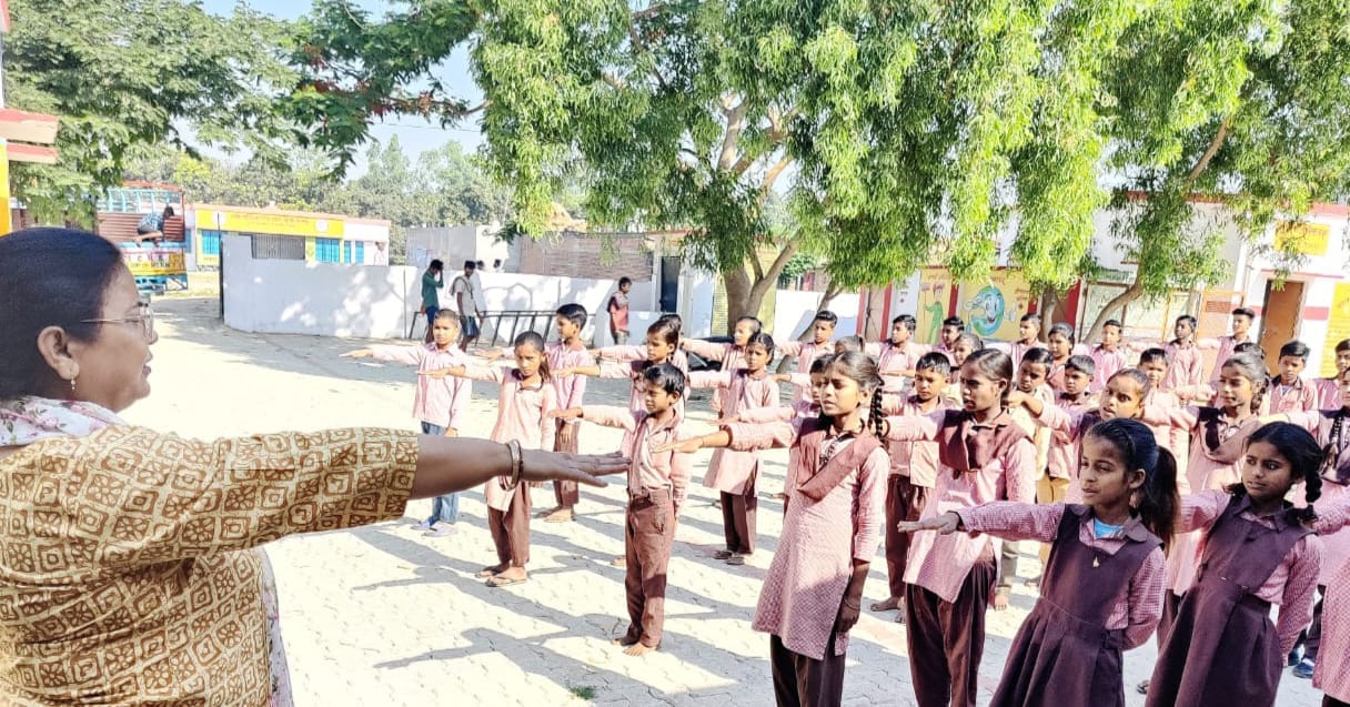 Students took oath of road safety