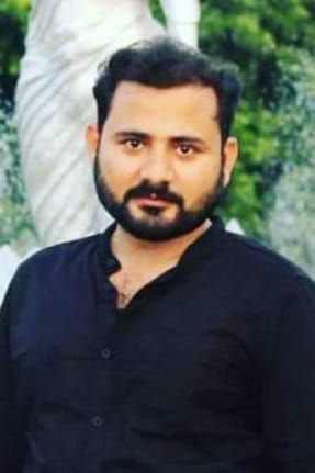 Engineer of private company dies after falling from Humsafar Express