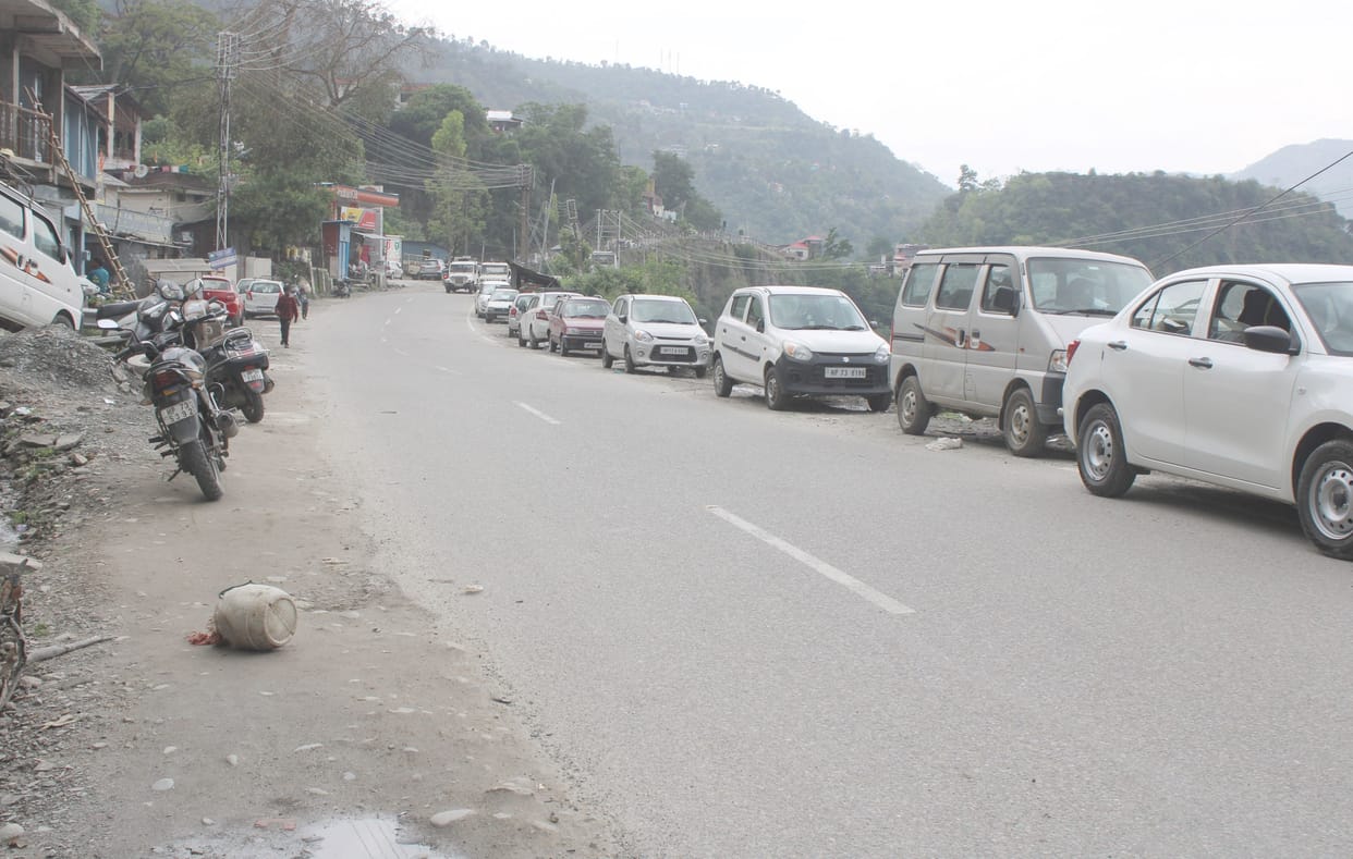 When the government widened the roads, people made free parking