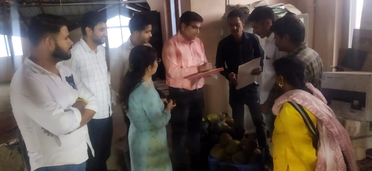 Questions raised on the functioning of Municipal Corporation Market