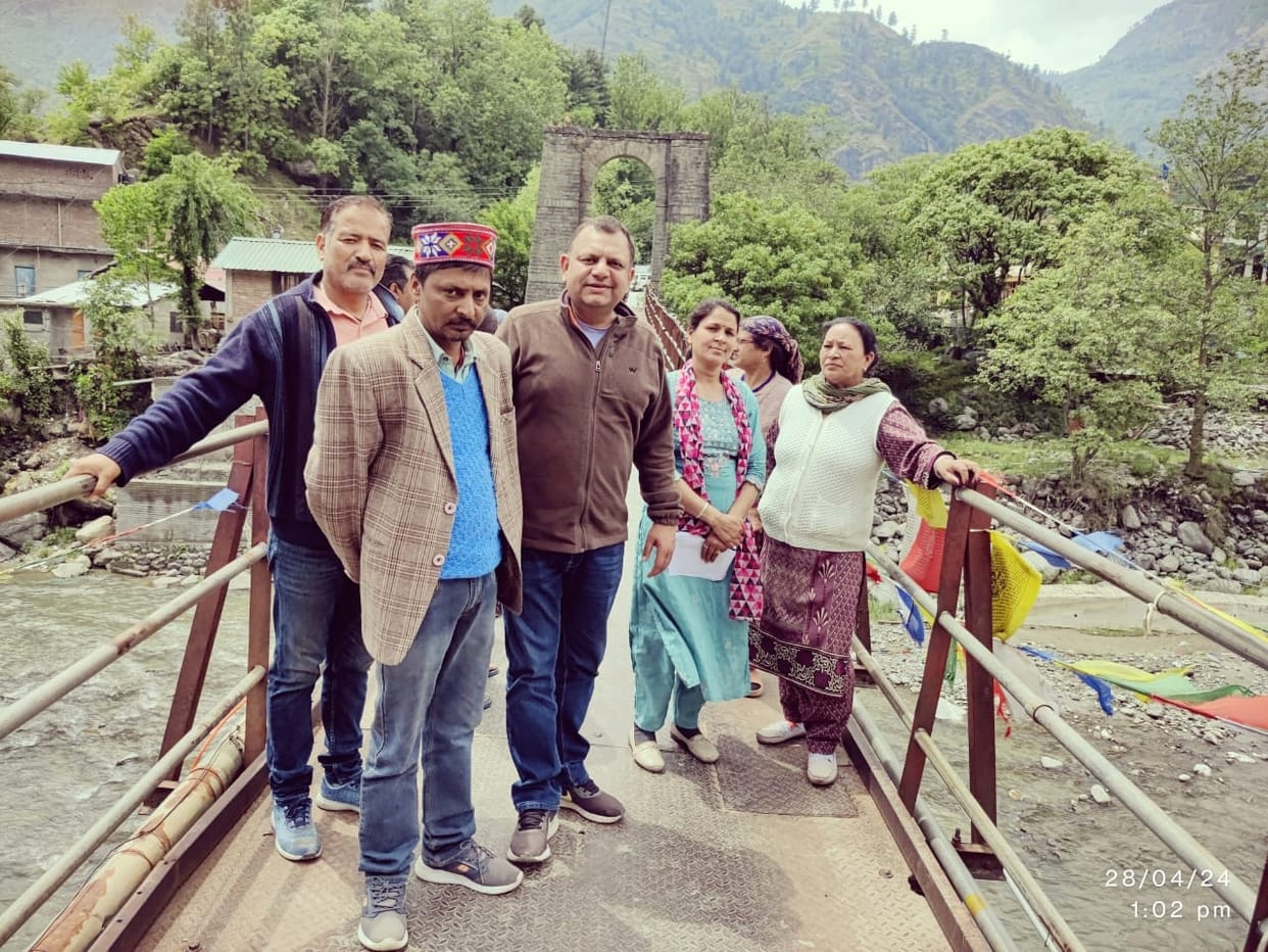 Villagers upset due to lack of security wall on Beas in Raison
