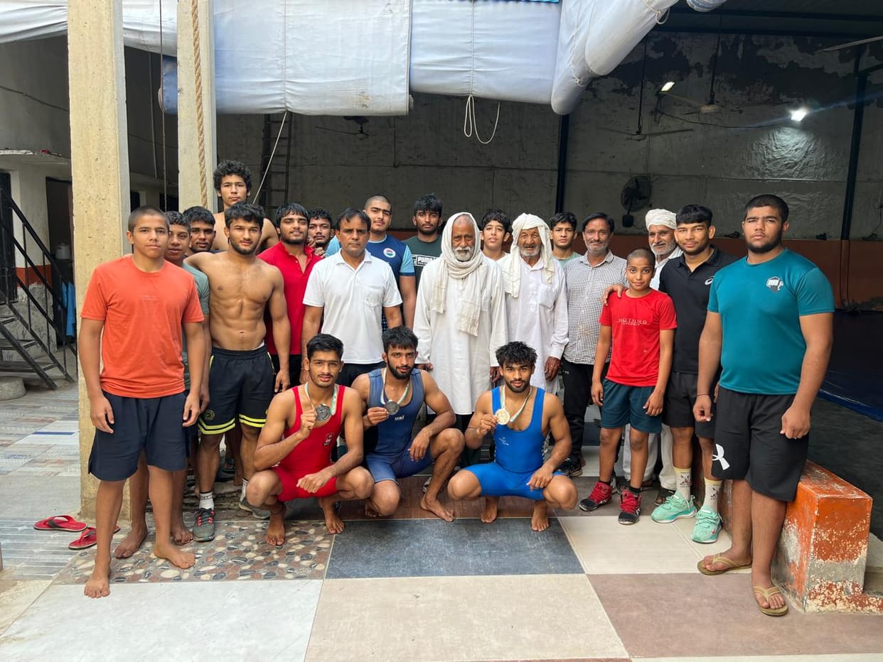 Three wrestlers of Hawa Singh Akhara won medals