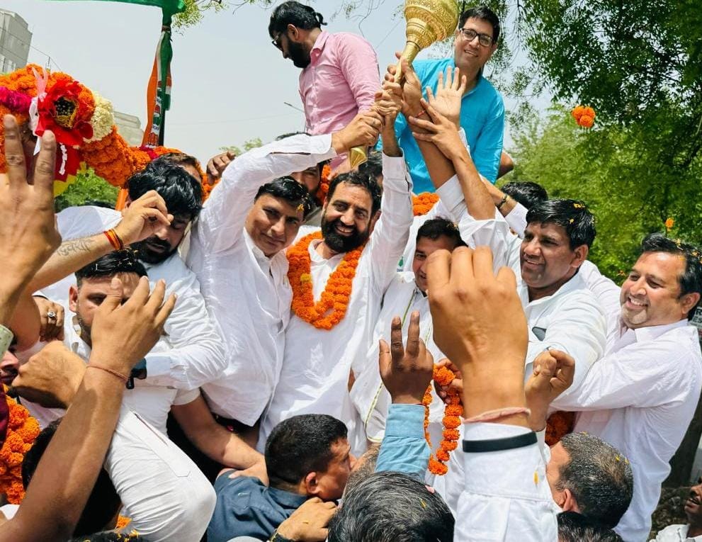 Mahabir Masani welcomed Congress candidate Dansingh from Bhiwani-Mahendragarh.