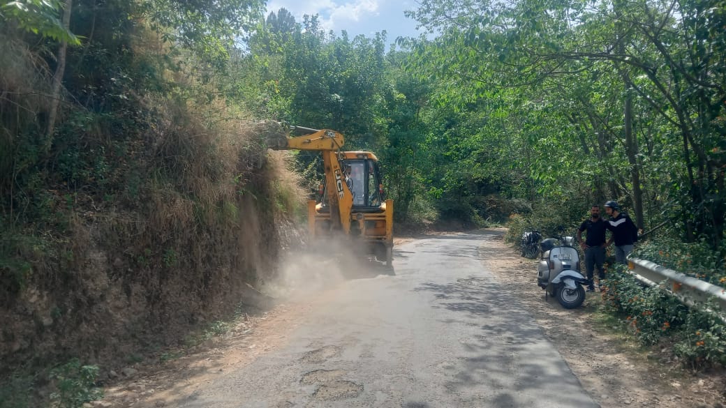 Work on expansion of Bassi to Sarkaghat via Bharedi road started