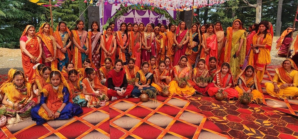 Srimad Bhagwat Katha begins with Kalash Yatra in Dudhdhari Shiva Temple