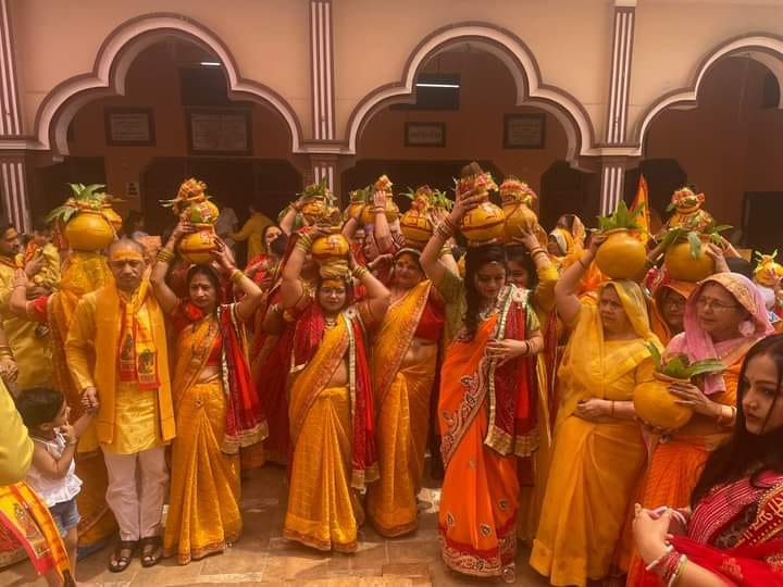 Mangal Kalash Yatra taken out before Bhagwat Katha