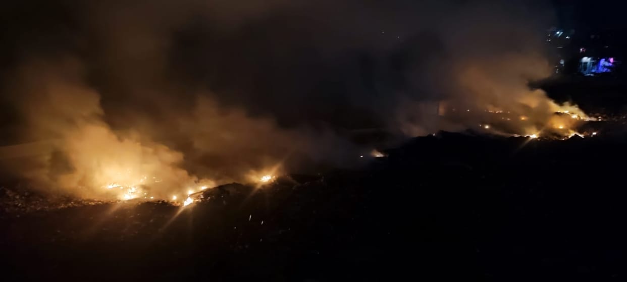 Fire breaks out in garbage heap on Panipat-Khatima road