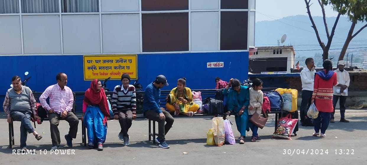 Passengers did not get seats in roadways bus
