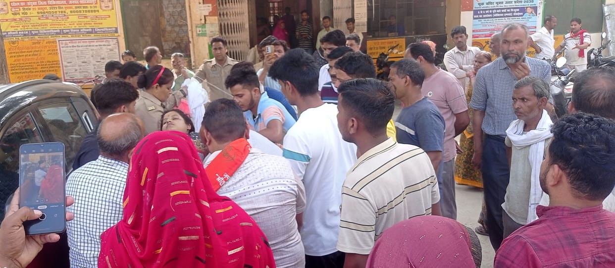 The married woman called her brother and said... in-laws will kill her, when they reached there they found a dead body.