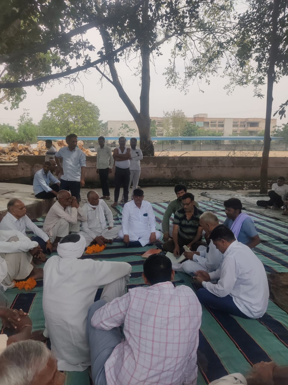 Thakurji Maharaj Temple Committee meeting held