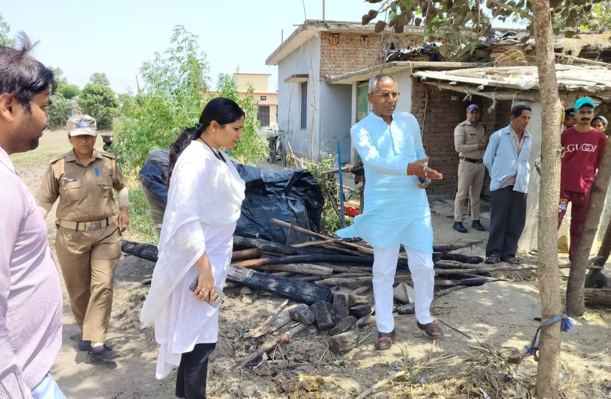 Cowshed burnt to ashes in fire, two cows died