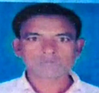 Bike rider dies due to collision with dumper