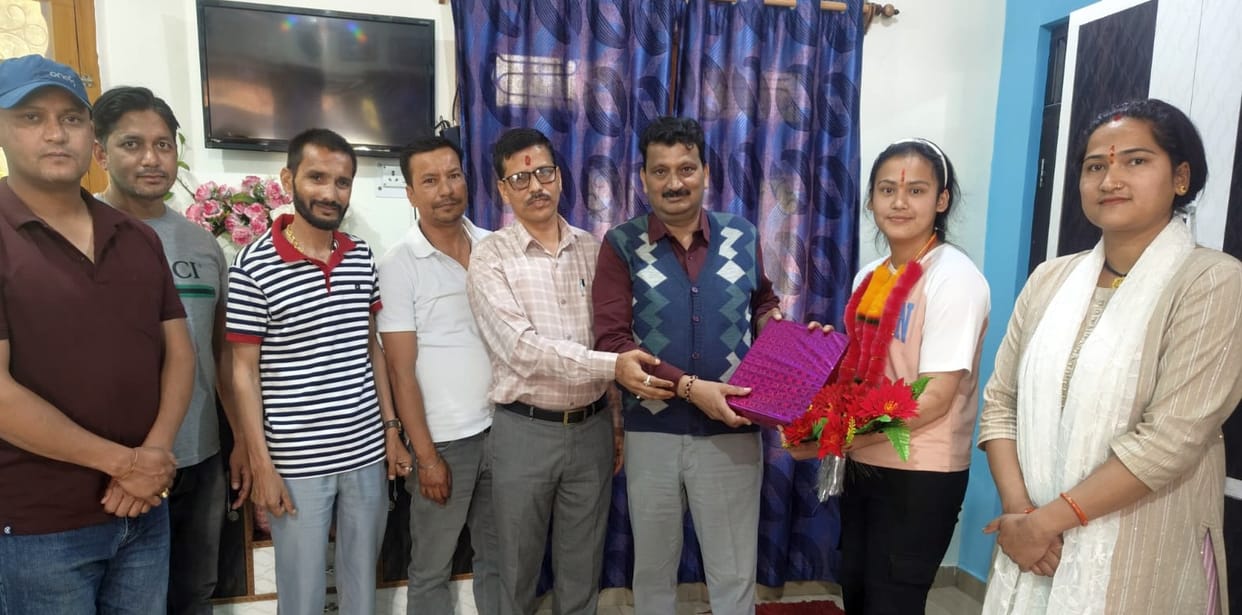 Topper Priyanshi honored by various organizations