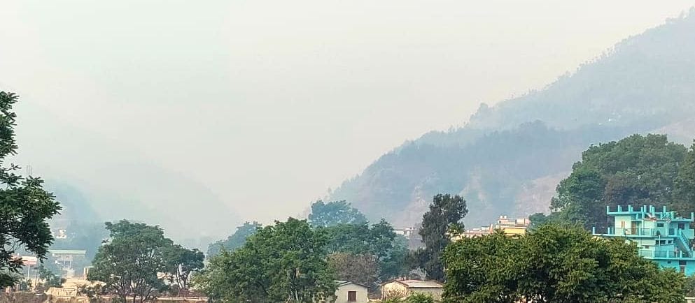 Eye irritation and difficulty in breathing due to haze