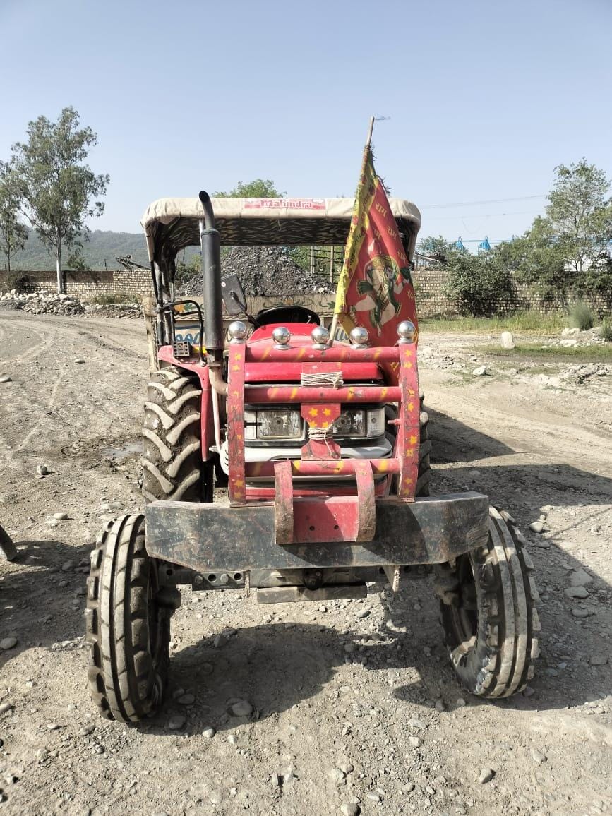 forest team fine to tractor owners in illegale minning