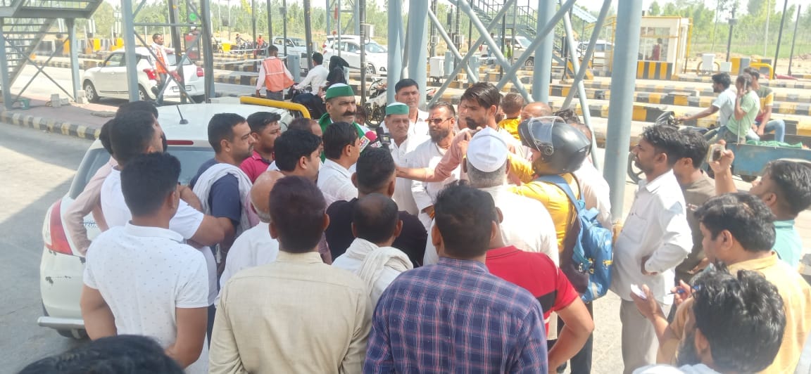 BKU workers create ruckus over not giving exemption in toll tax