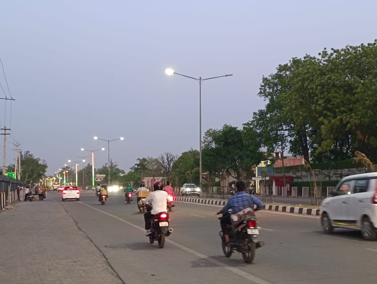 Chance of rain tomorrow, temperature crosses 35 degrees in May