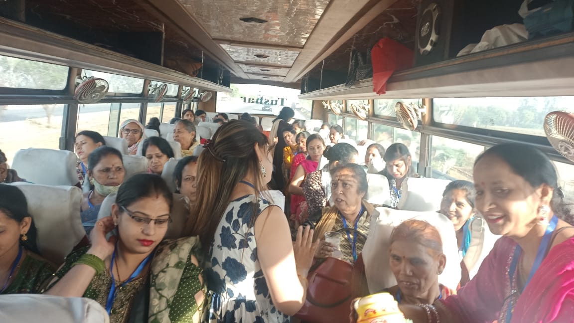 Group of devotees leaves for Vrindavan under TP scheme