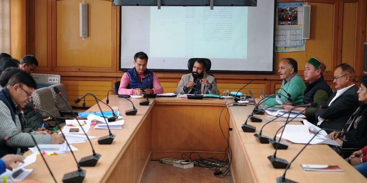 Kinnaur District DC meeting, instructions to complete development work