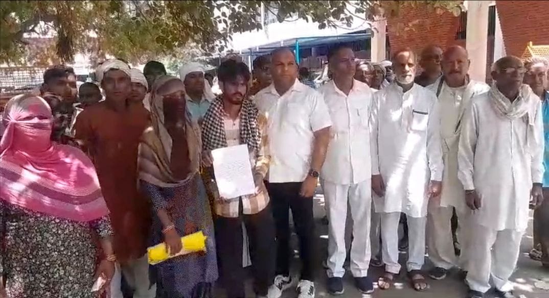 Accused of pressurizing the police to reach a settlement in the assault case