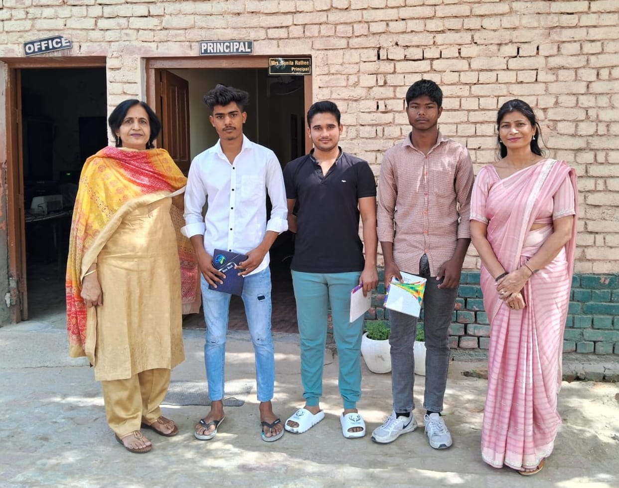 Three students selected in aircraft engineering