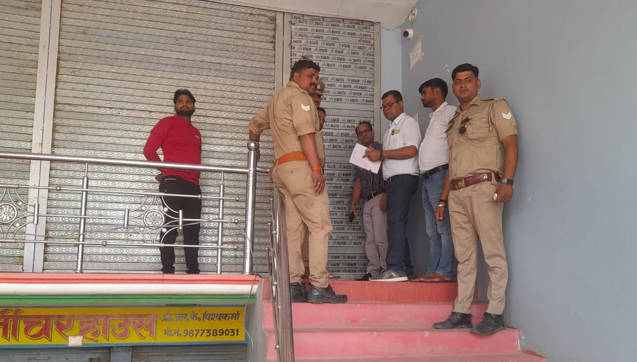 Two hospitals running illegally were sealed