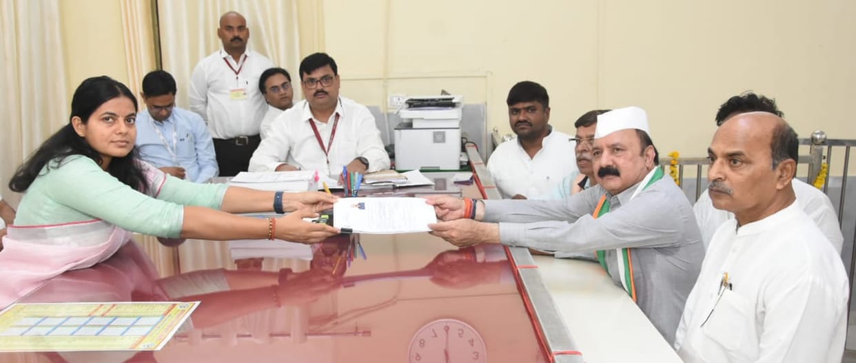 Congress candidate showed political strength with road show