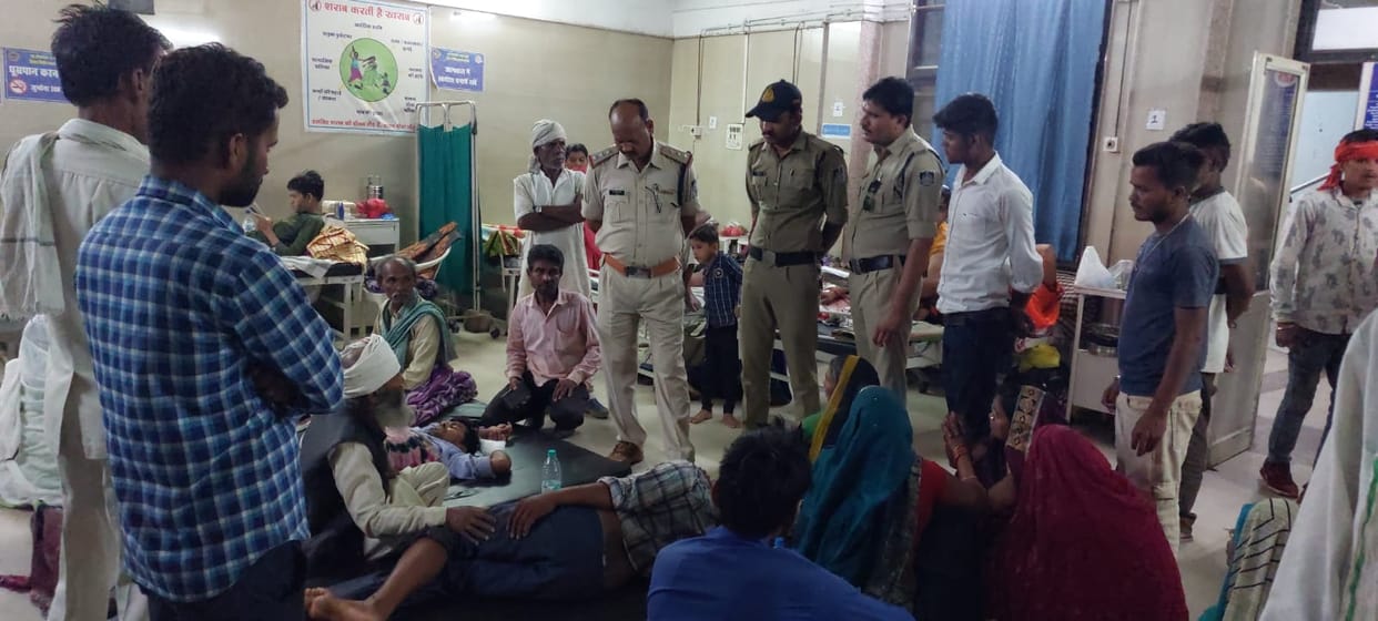 Two brothers were attacked while selling grains in Damoh