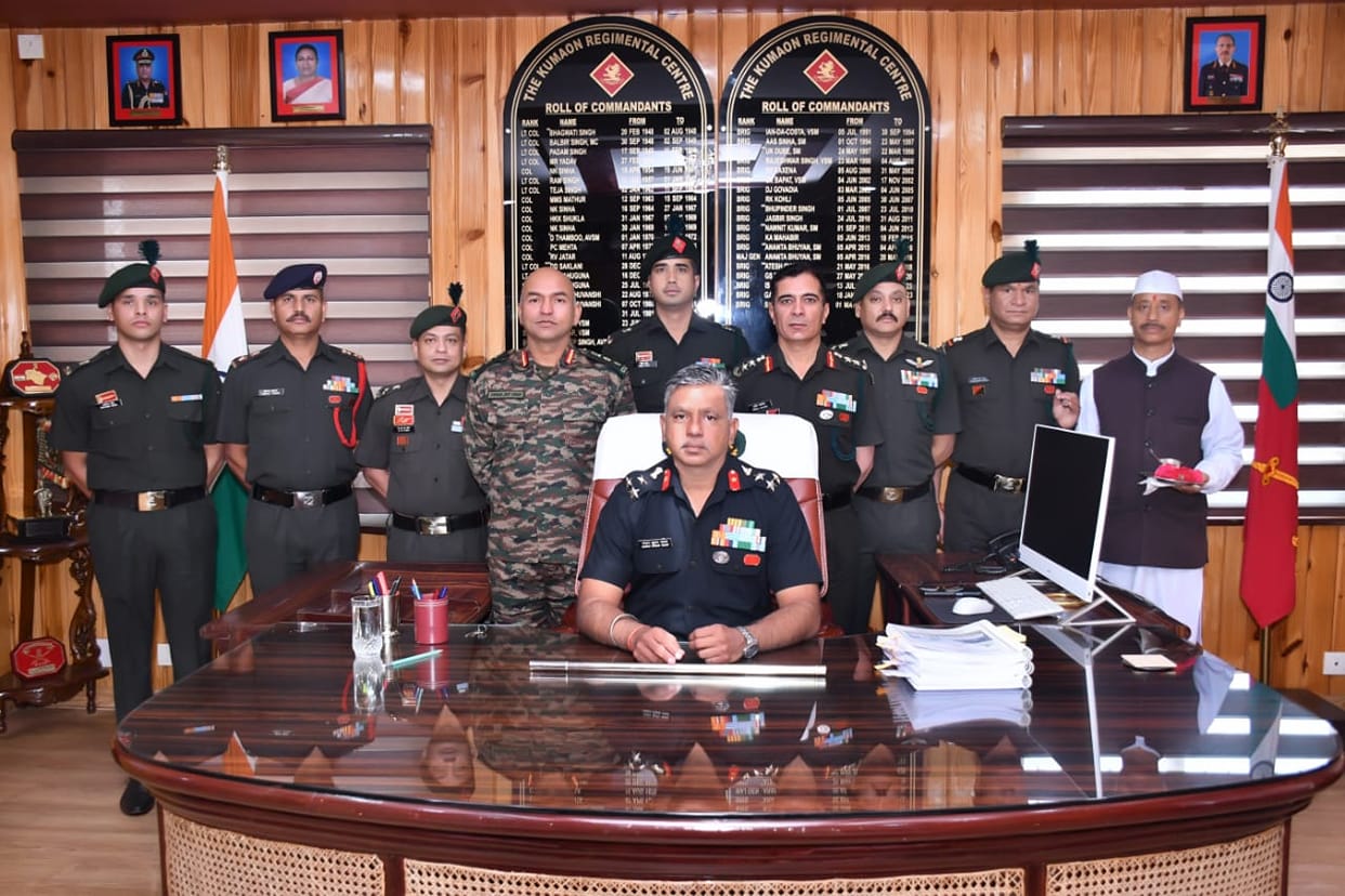 Brigadier Sanjay Yadav took charge of KRC Ranikhet Commandant.