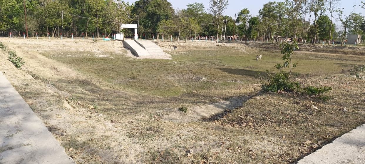 Amrit Sarovar and ponds lying dry