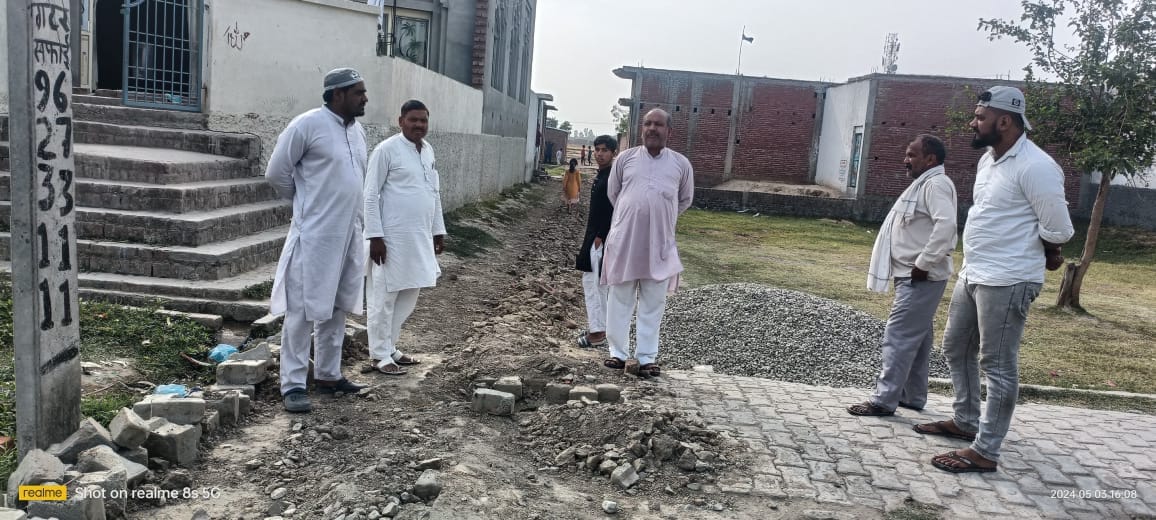 Councilors are defaming him for not getting commission