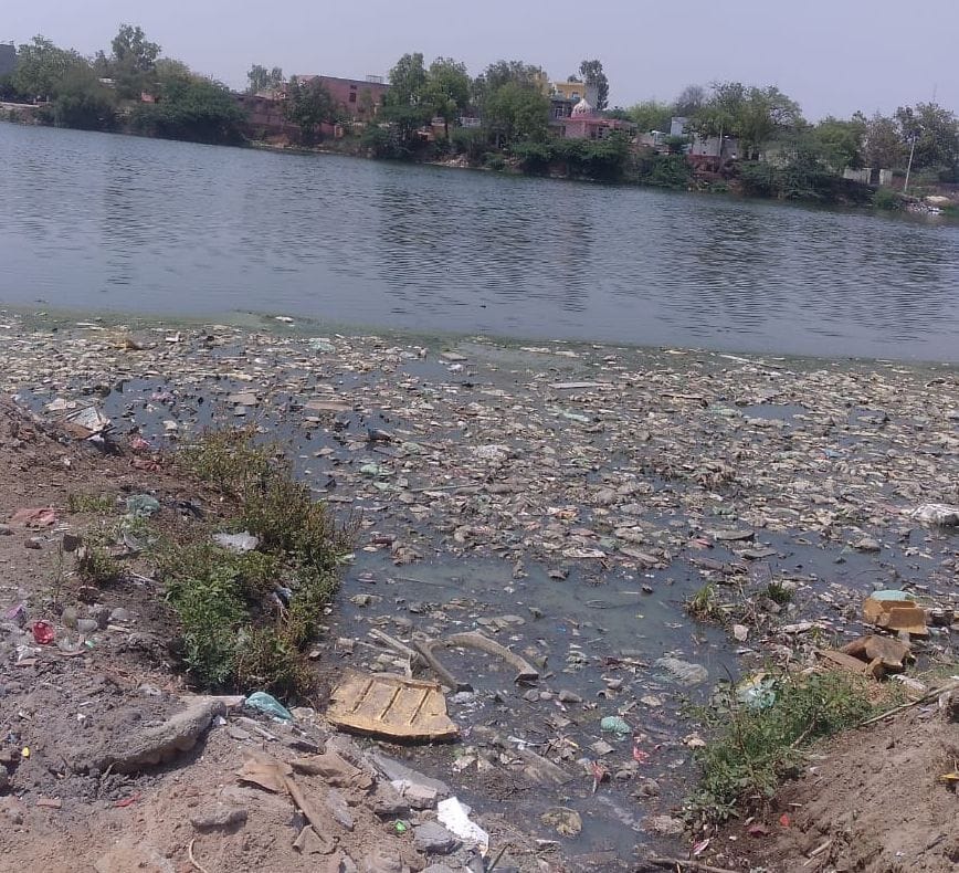 Drinking water crisis and lack of health services