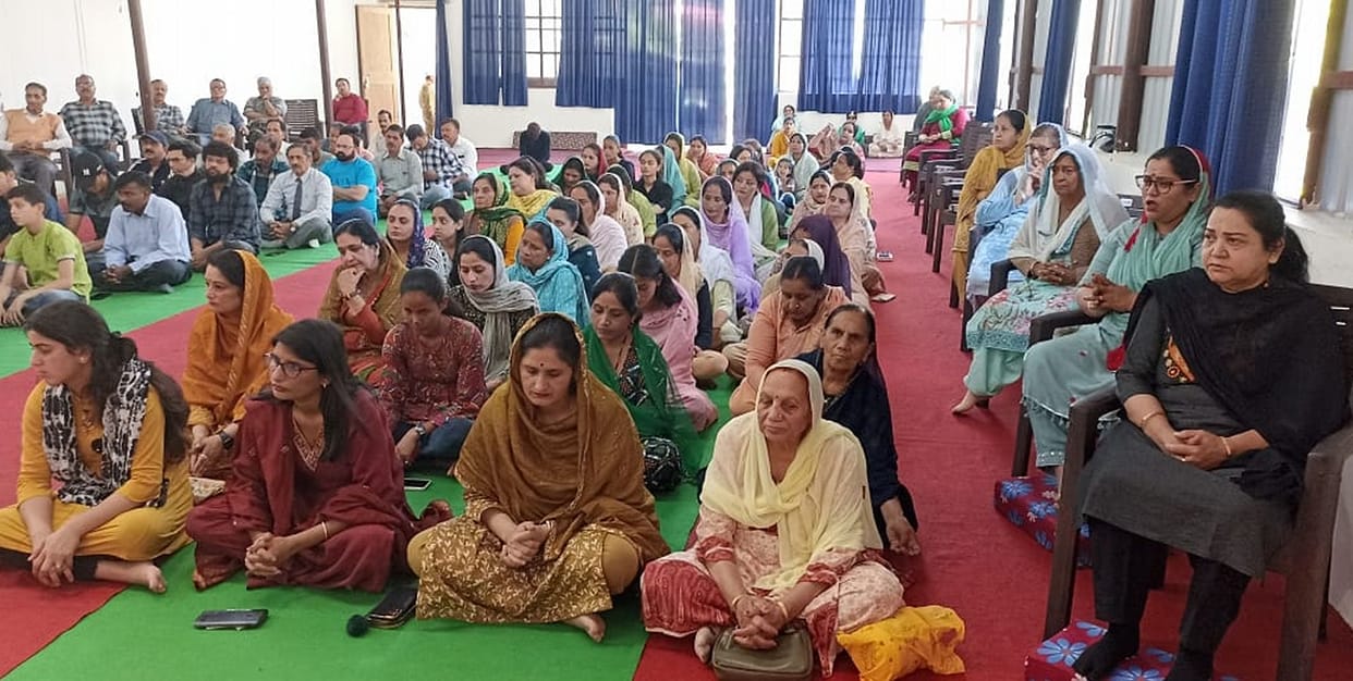 Stream of knowledge written in Nirankari Satsang Bhavan Mugla