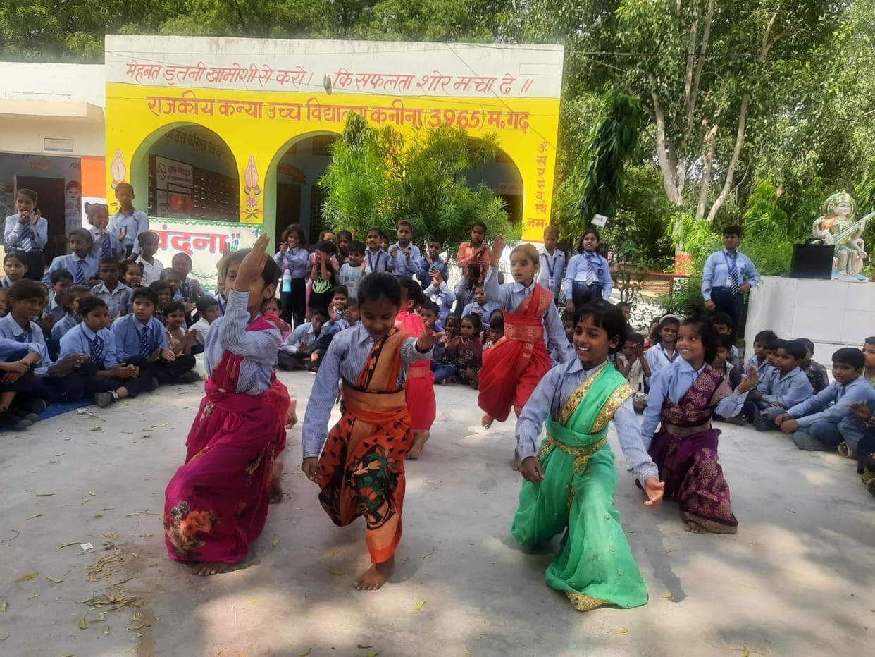 Yachna and Bharti Pratham in cultural dance