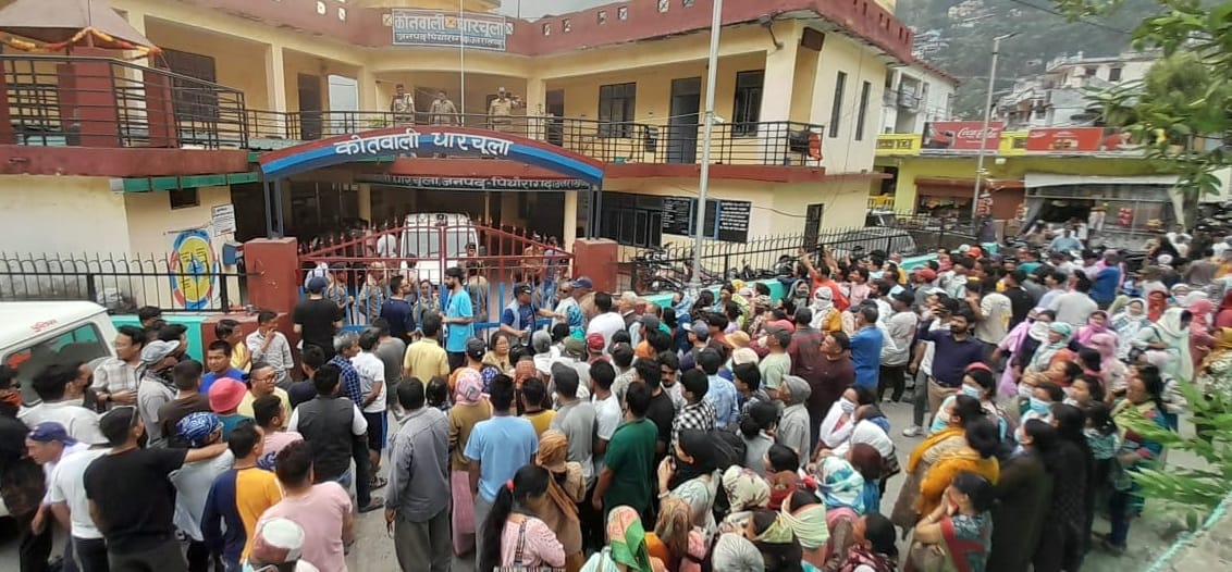 Outrage over arrest of two people protesting against heli service