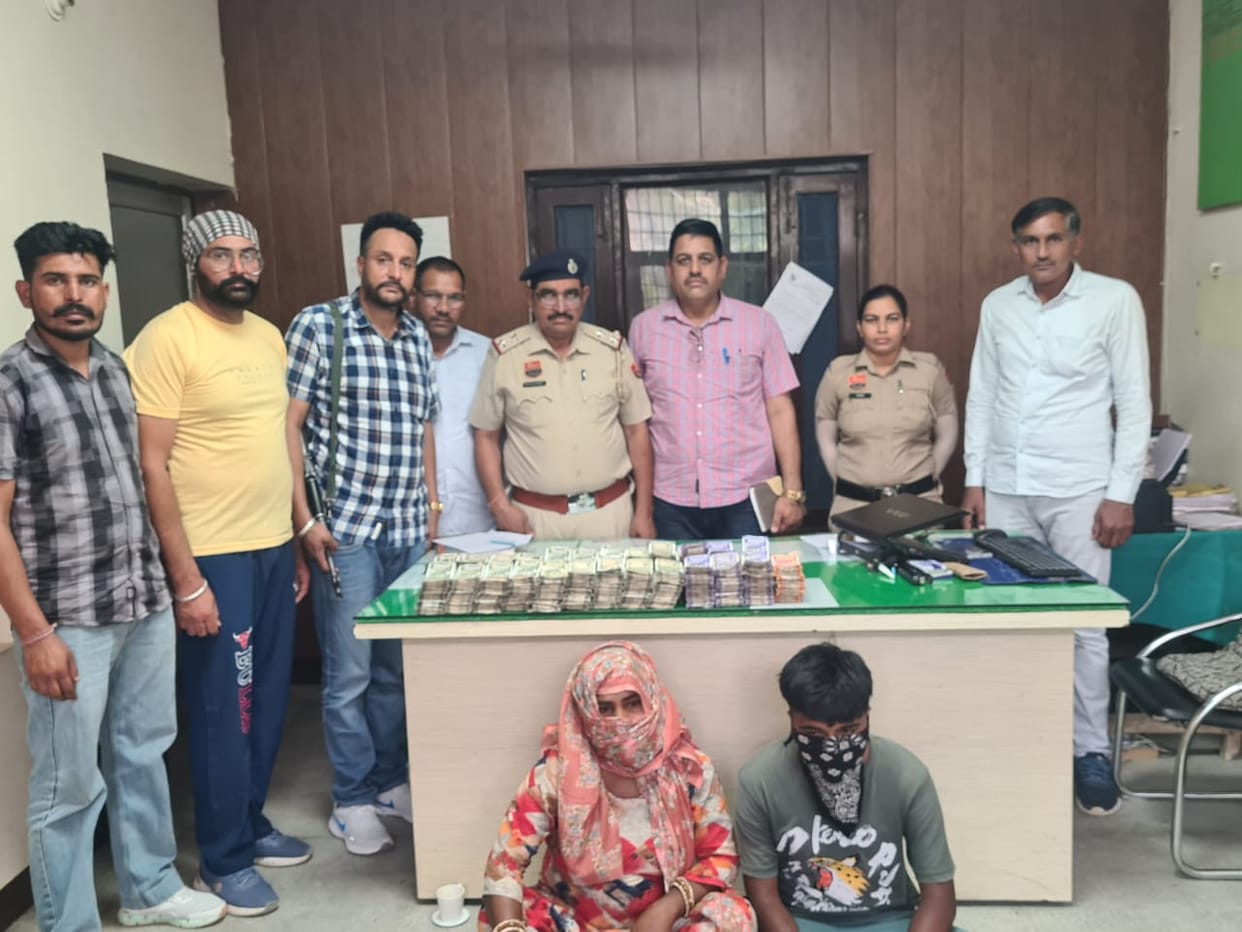 Hawala amount of Rs 49.50 lakh caught in village Bani