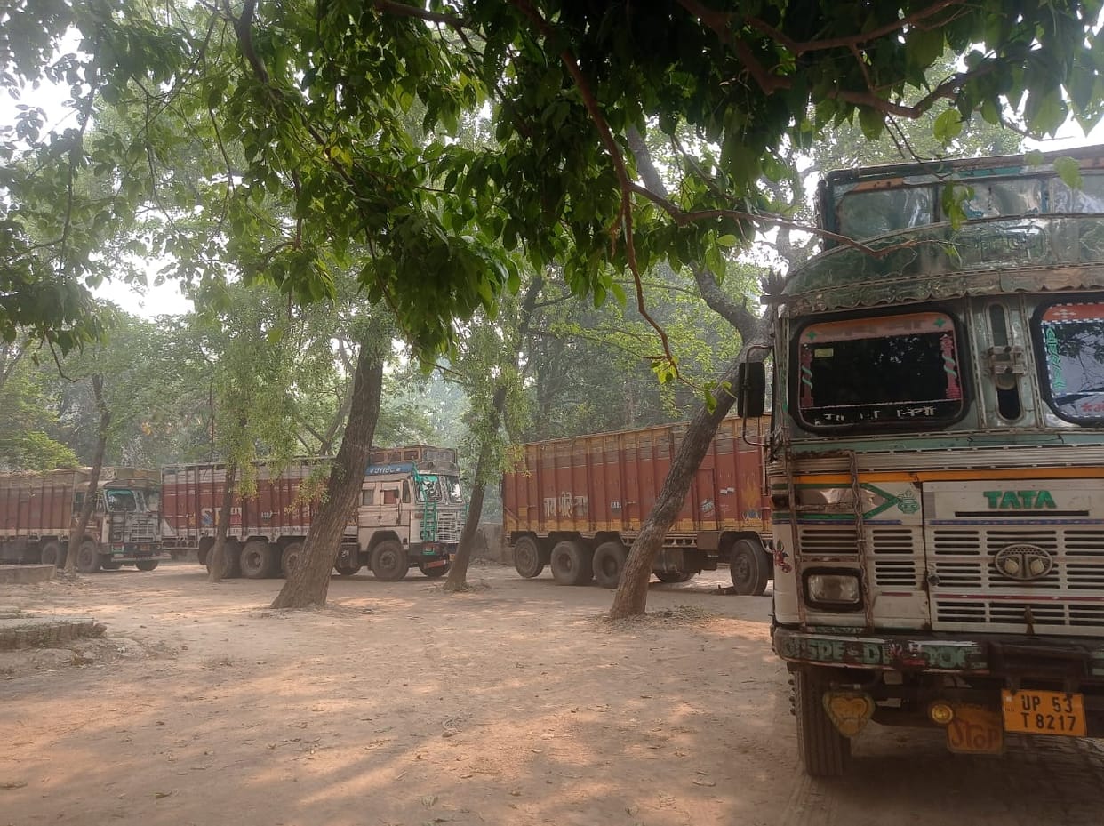 grain loaded 5 truck caught