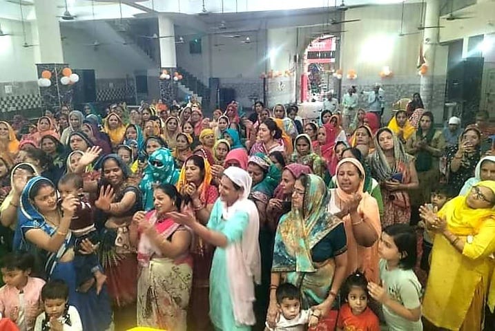Audience filled with devotion at Shri Krishna Rukmani wedding