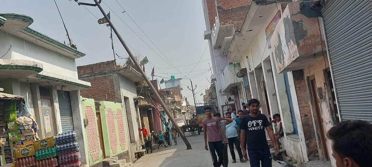No attention paid even after complaint, electric pole fell