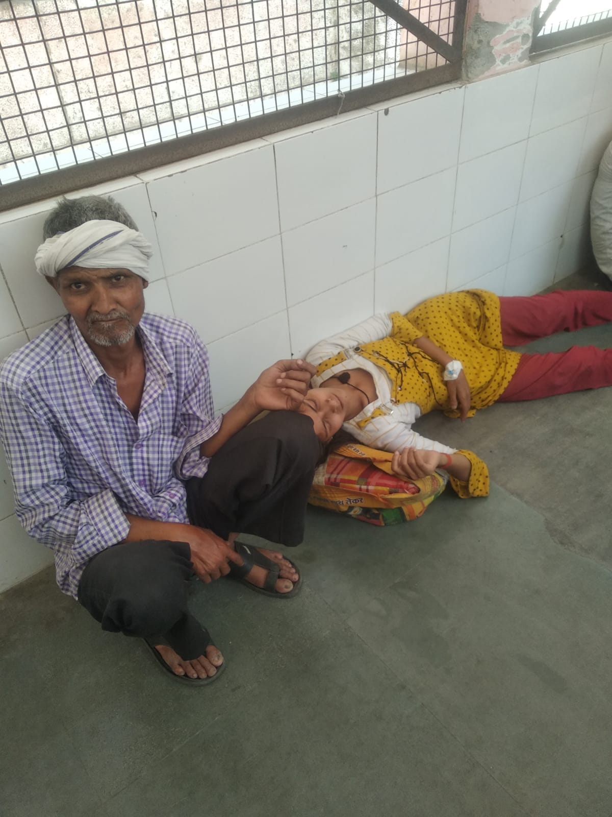 Ward full of diarrhea-viral fever victims...increased 25 beds