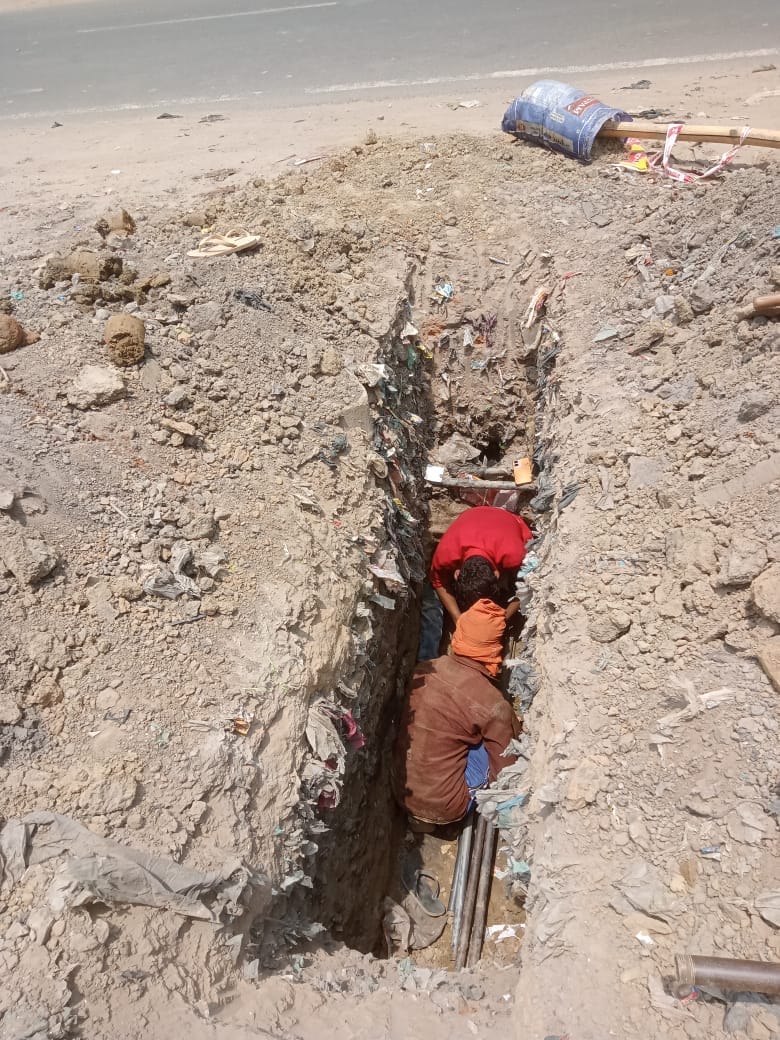 City residents yearn for water in the scorching heat