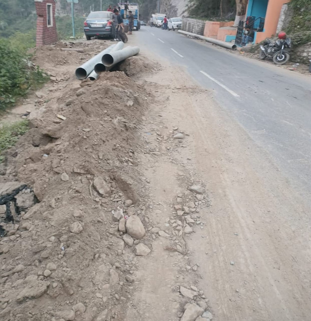 The contractor should complete the digging work on both sides of the road in a week.