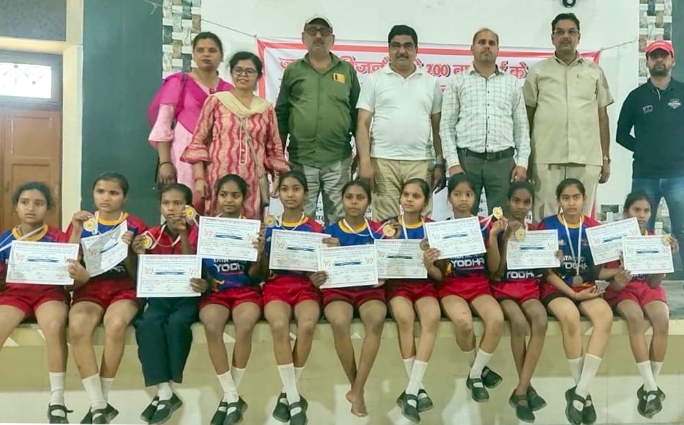 In football, Bhagwant School Chandpur defeated Kasturba Gandhi Noorpur 2-0.