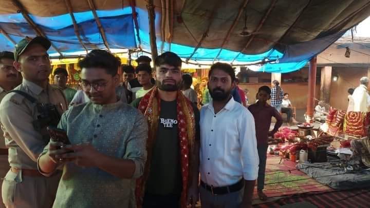 Cricketer Rinku Singh worshiped maa Vichitra Devi