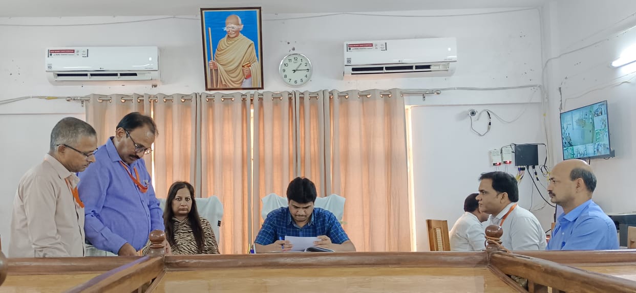 Papers of three people including Yashankar rejected