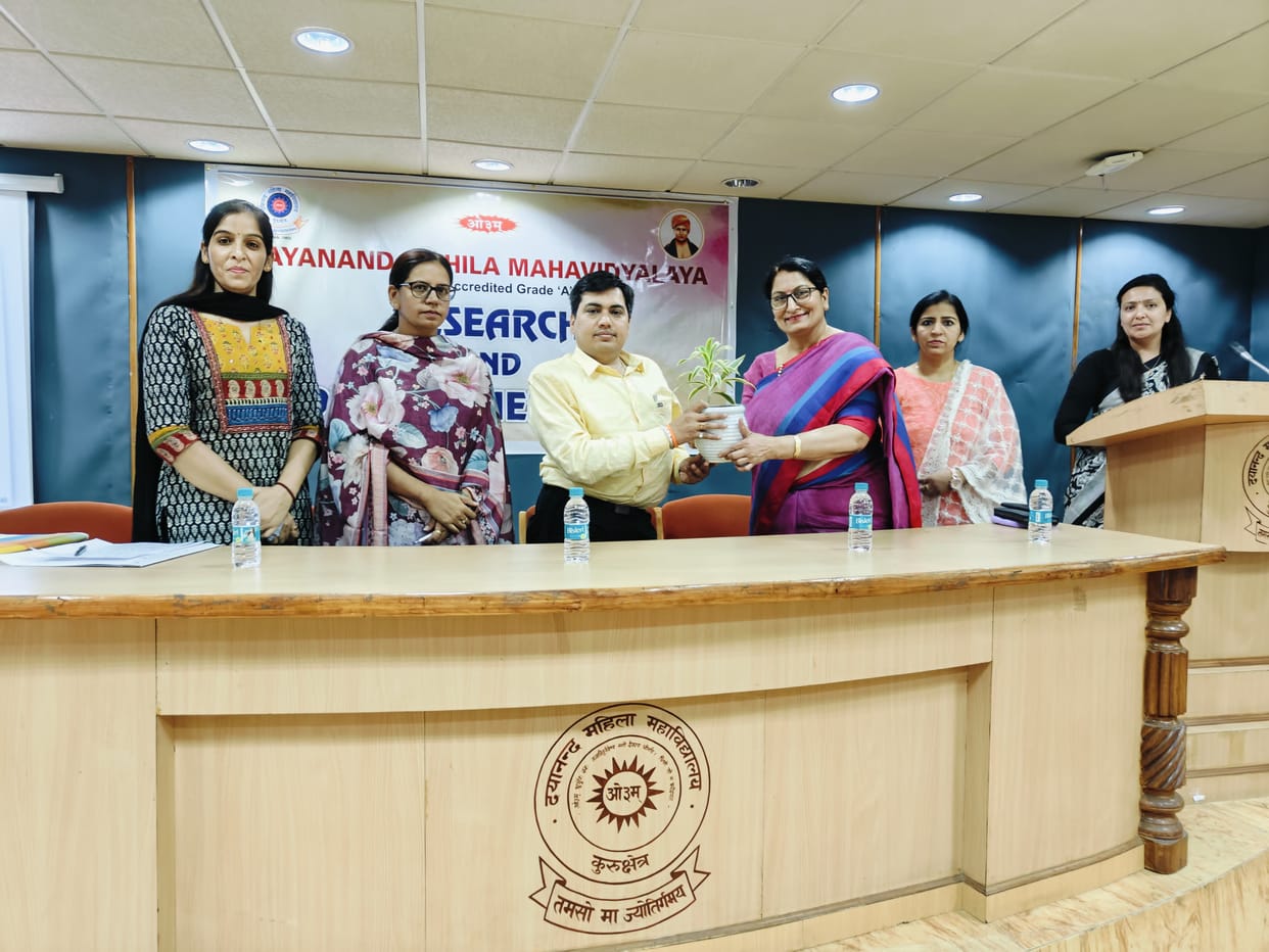 Information given to girl students on the subject of intellectual property rights